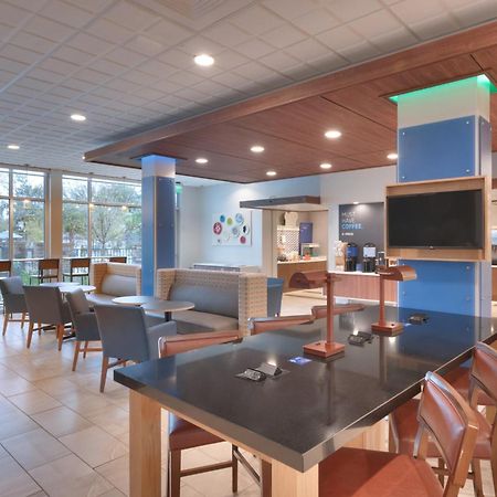 Holiday Inn Express & Suites - Gainesville I-75 By Ihg Ngoại thất bức ảnh