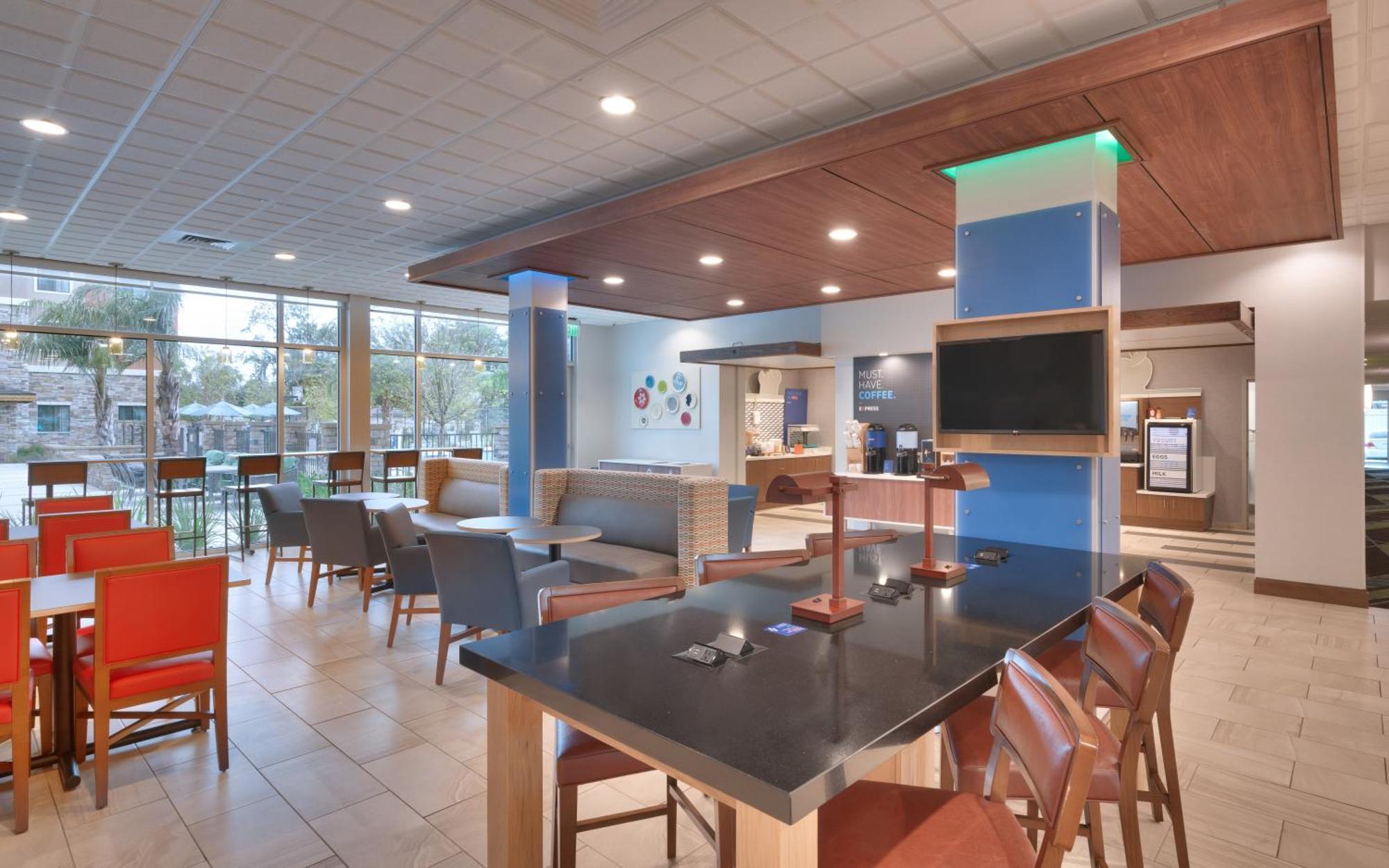 Holiday Inn Express & Suites - Gainesville I-75 By Ihg Ngoại thất bức ảnh