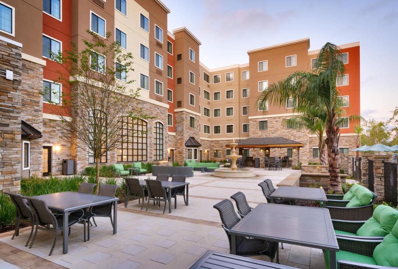 Holiday Inn Express & Suites - Gainesville I-75 By Ihg Ngoại thất bức ảnh